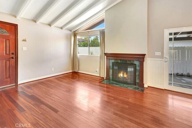 Building Photo - 1522 Robin Rd