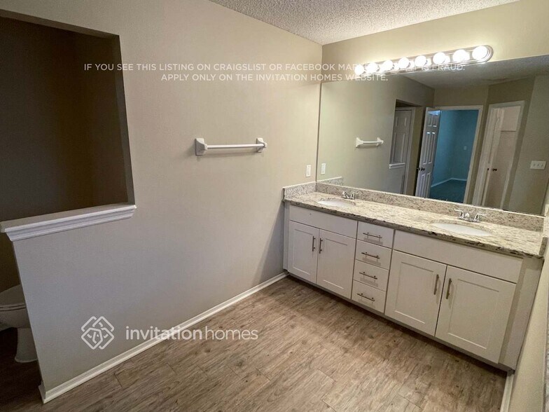 Building Photo - 545 Tall Oaks Terrace