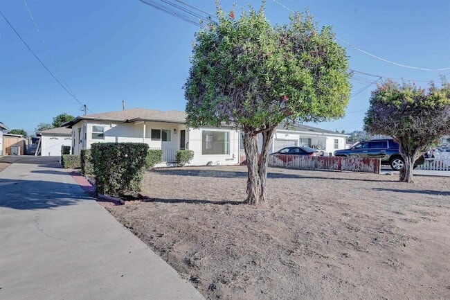 Building Photo - 503 Prescott Ave