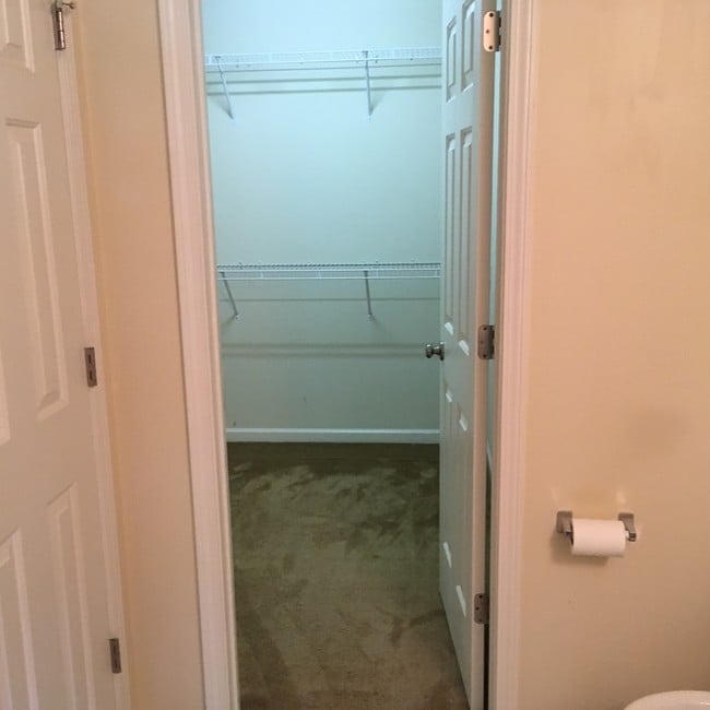 Building Photo - 10 Dunlevy Way