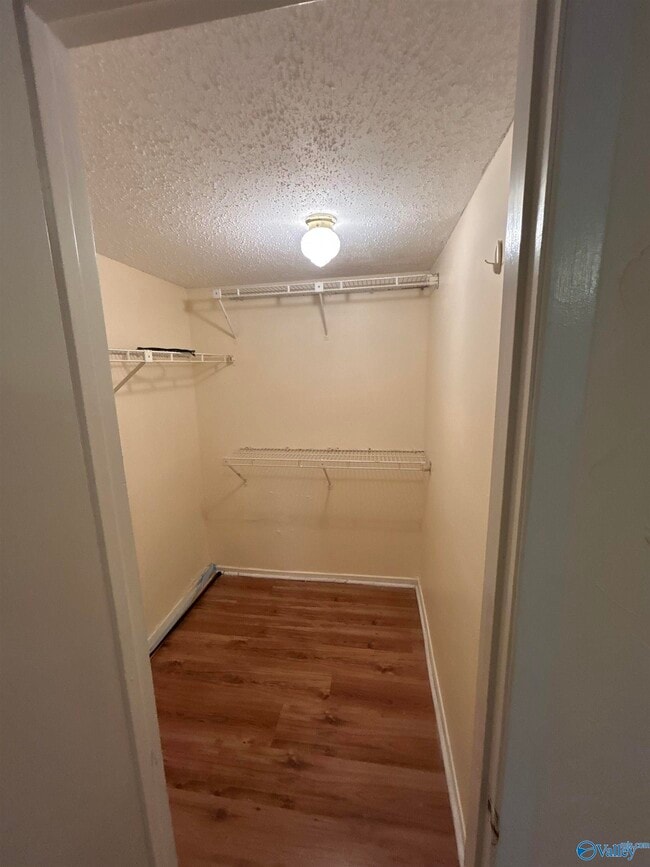 Building Photo - 6620 Willow Pointe Dr NW