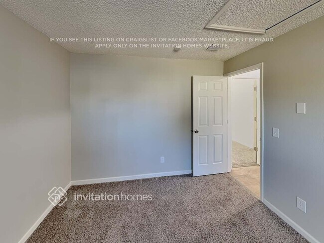 Building Photo - 5305 E 108th Pl