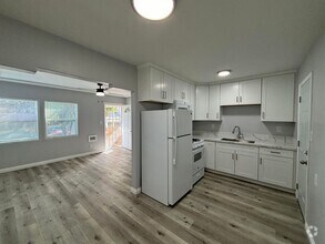 Building Photo - Beautifully renovated one bedroom home
