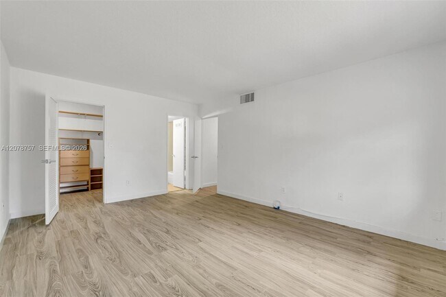Building Photo - 4140 NW 79th Ave