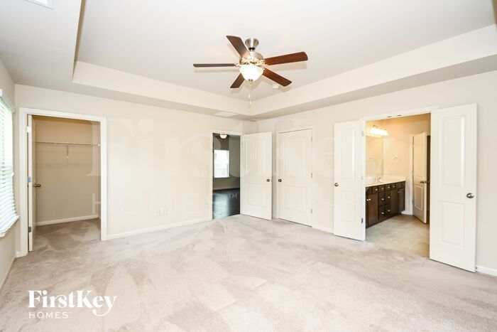Building Photo - 136 Prominence Ct