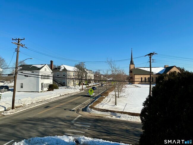 Building Photo - 74 Liberty St