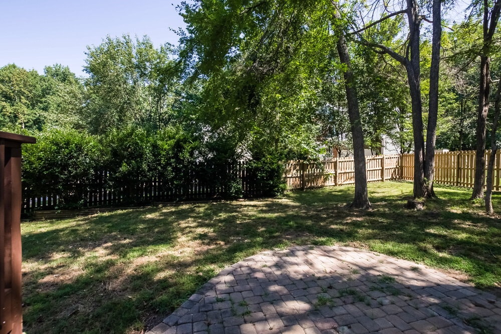 Building Photo - 9003 Mapledale Ct