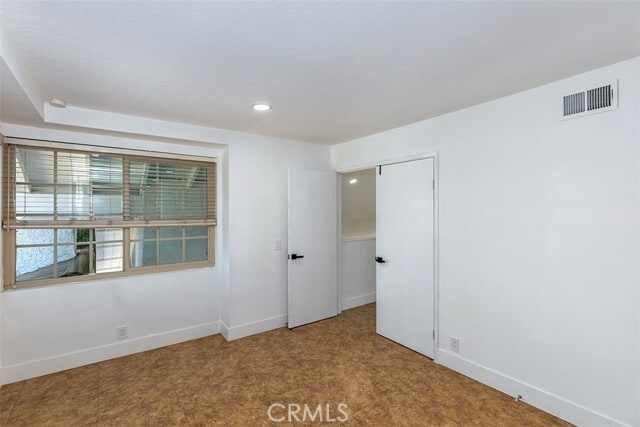 Building Photo - 1250 Kinglake Dr