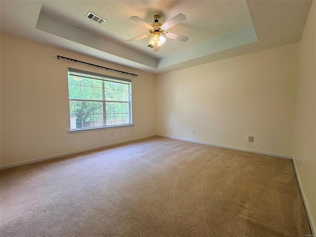 Building Photo - 1684 Hawthorne Ln