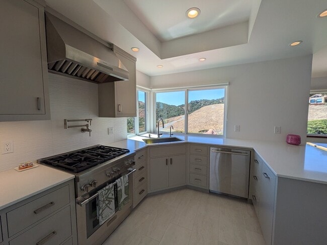 Building Photo - 6438 Fiddleneck Ln