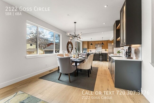 Building Photo - 2122 Goss Cir W