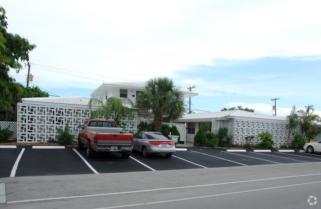 Building Photo - Seagrape One Apartments LLC