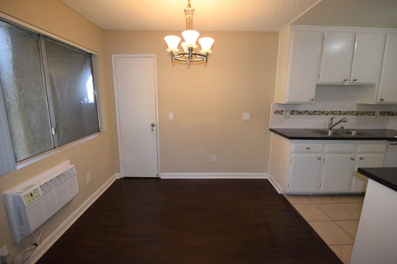 Building Photo - 13846 Sherman Way