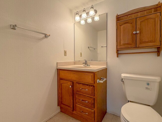 Building Photo - 2bd/2bth Condo Located Near Northgate Station, $1,800/mo.