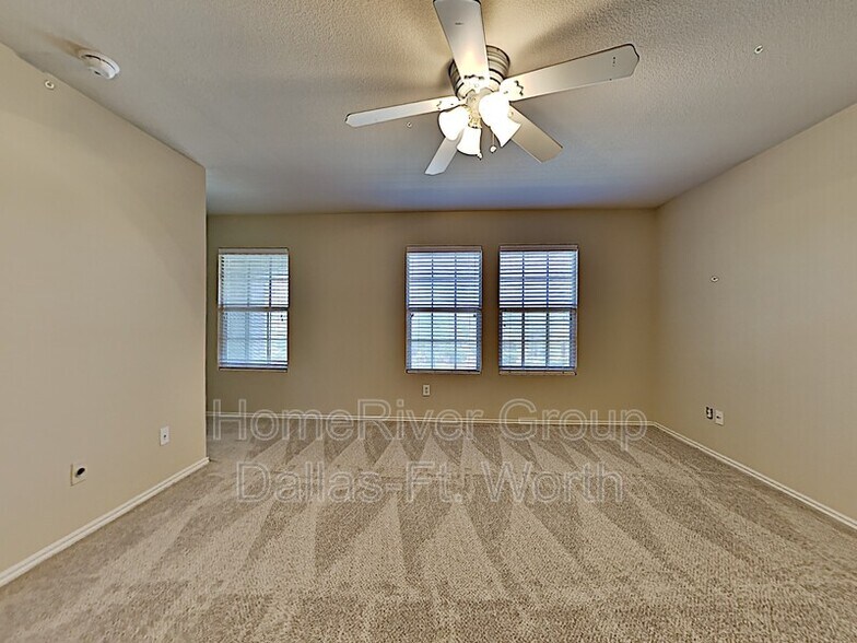 Building Photo - 1709 Terrell Dr