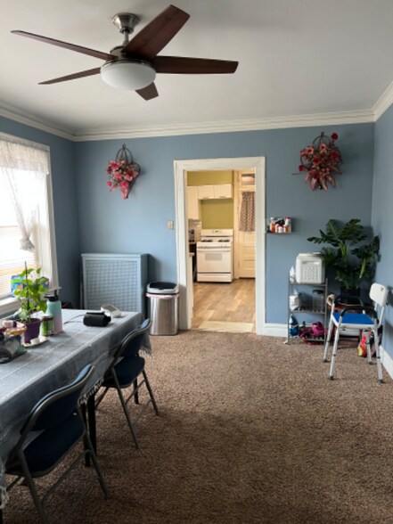 Building Photo - 8041 Kilpatrick Ave