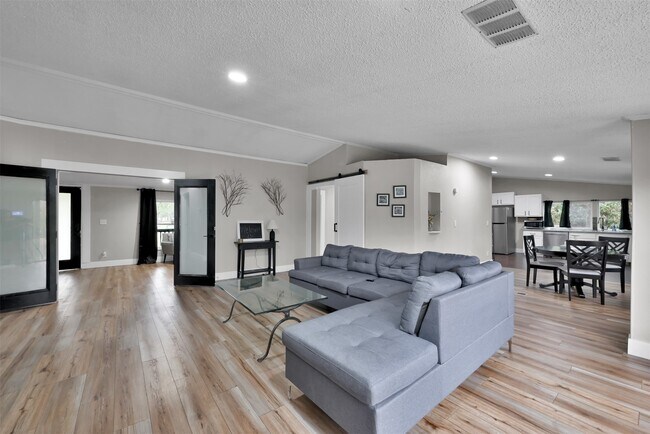 Building Photo - 22603 Tuwa Rd