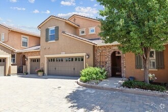 Building Photo - 9218 Viaggio Way