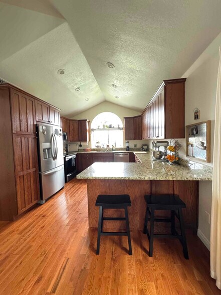 Building Photo - 4859 E Dallas Cir