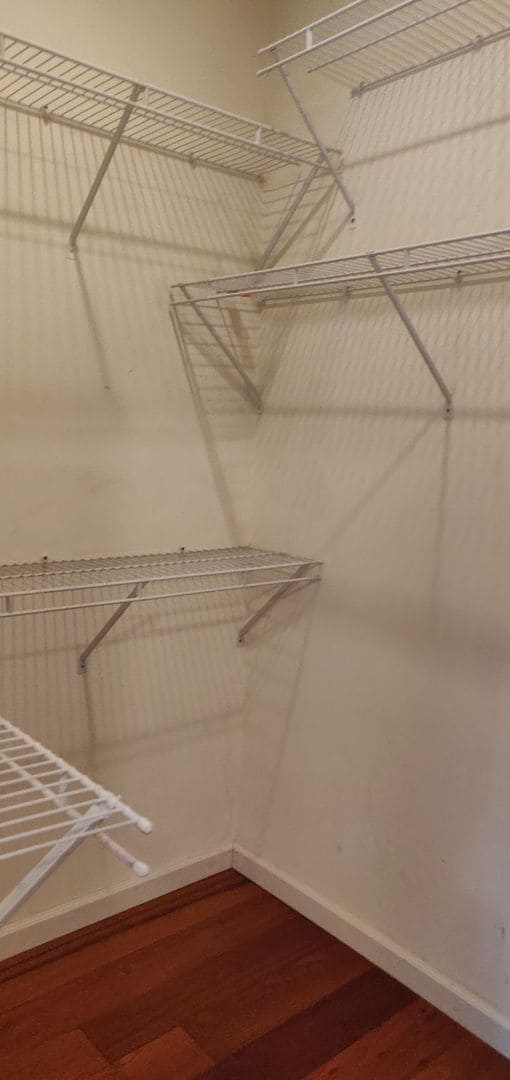 Building Photo - Chamring 2-Bedroom Locust Point Townhome w/ Deck