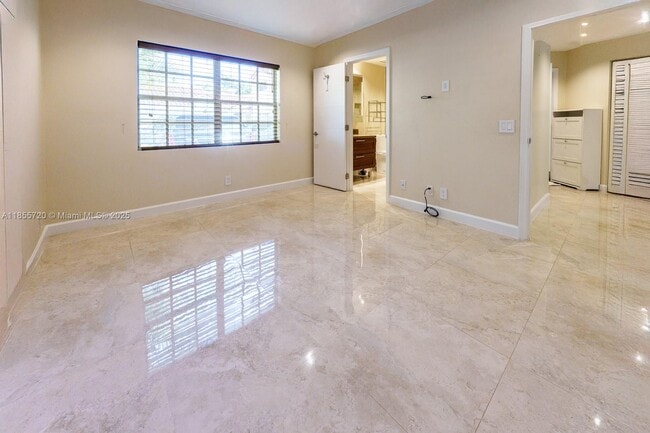 Building Photo - 1462 Springside Dr