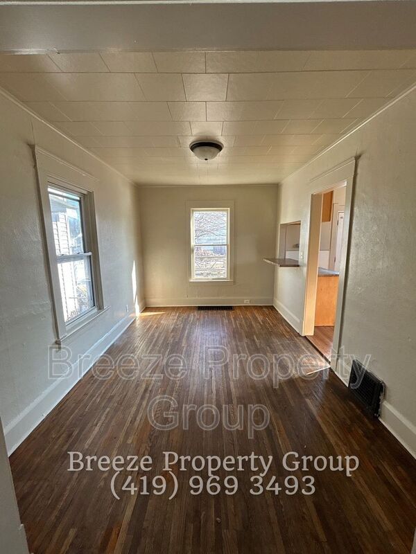 Building Photo - 1537 Remington St