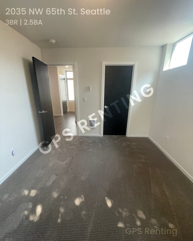 Building Photo - 2035 NW 65th St