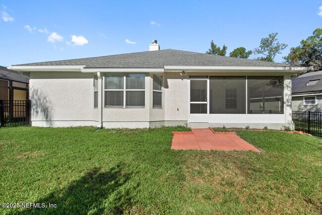 Building Photo - 744 Dewdrop Loop