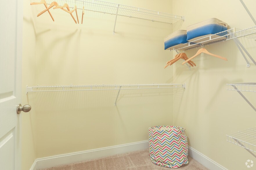 Hawthorne at the Meadows 1341 Ellis Forest Rd Kernersville NC 27284 Apartment Finder