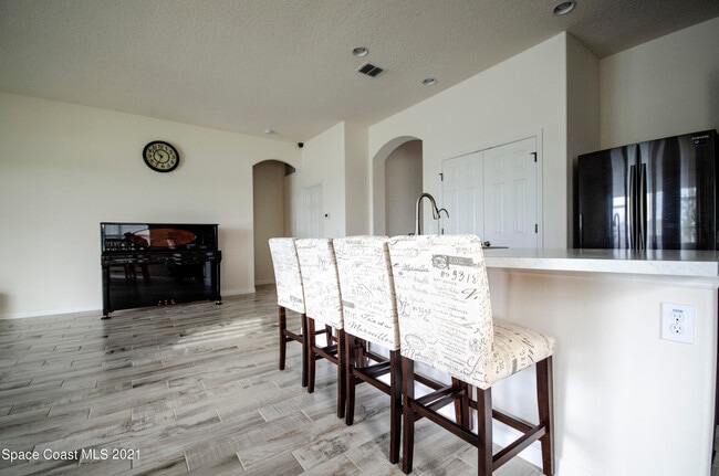 Building Photo - 4110 Sage Brush Cir