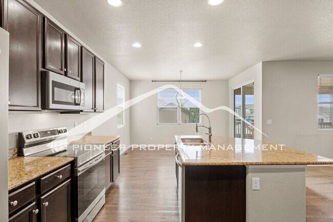 Building Photo - 3112 Bursa Dr