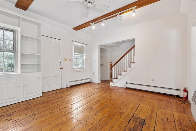 Building Photo - 18 Ayer Rd