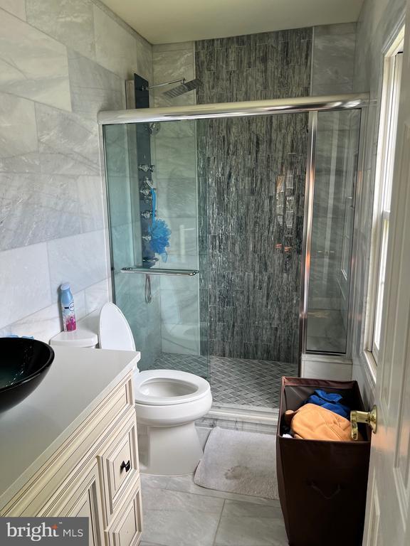 Building Photo - 3911 Arbor Crest Way