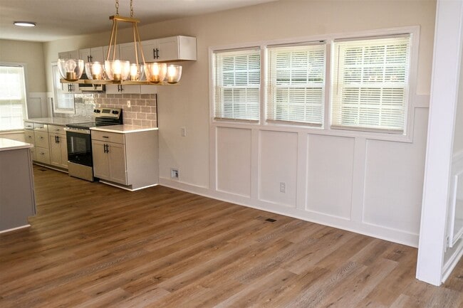 Building Photo - MOVE-IN READY-NORTH-COLUMBUS & FT BENNING ,GA-3 BEDROOMS,2  BATHS