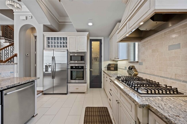 Building Photo - 328 Bomar St