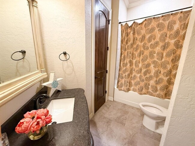 Building Photo - 6470 Claybourn Dr