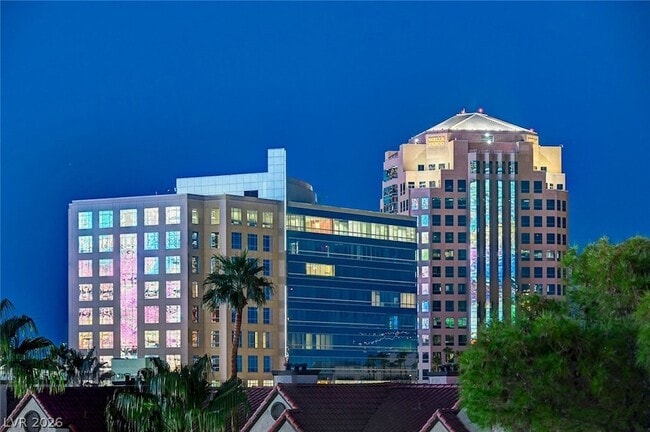 Building Photo - 260 E Flamingo Rd