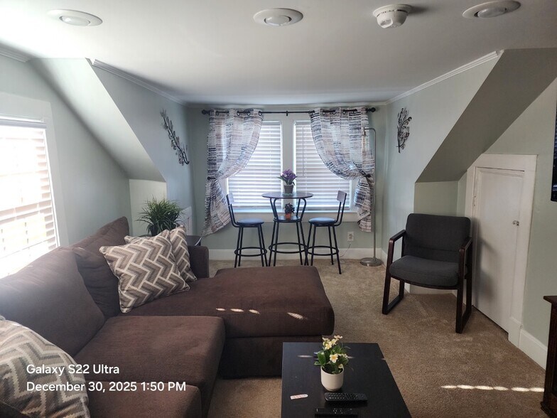 Livingroom - 200 N Fourth St