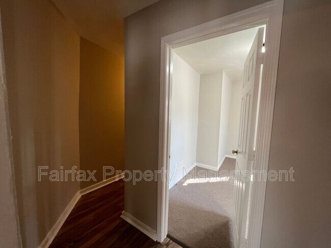 Building Photo - 1205 Morehead Ave