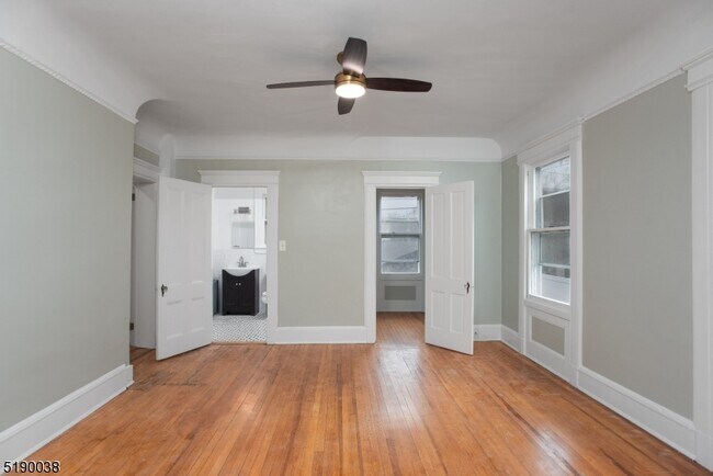 Building Photo - 31 Cloverhill Pl