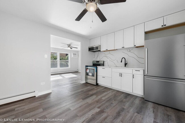 Building Photo - 7653 Roberts Rd