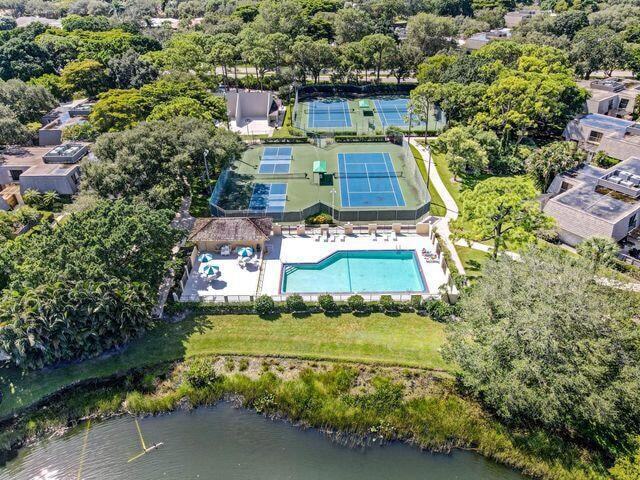 Building Photo - 1615 16th Terrace