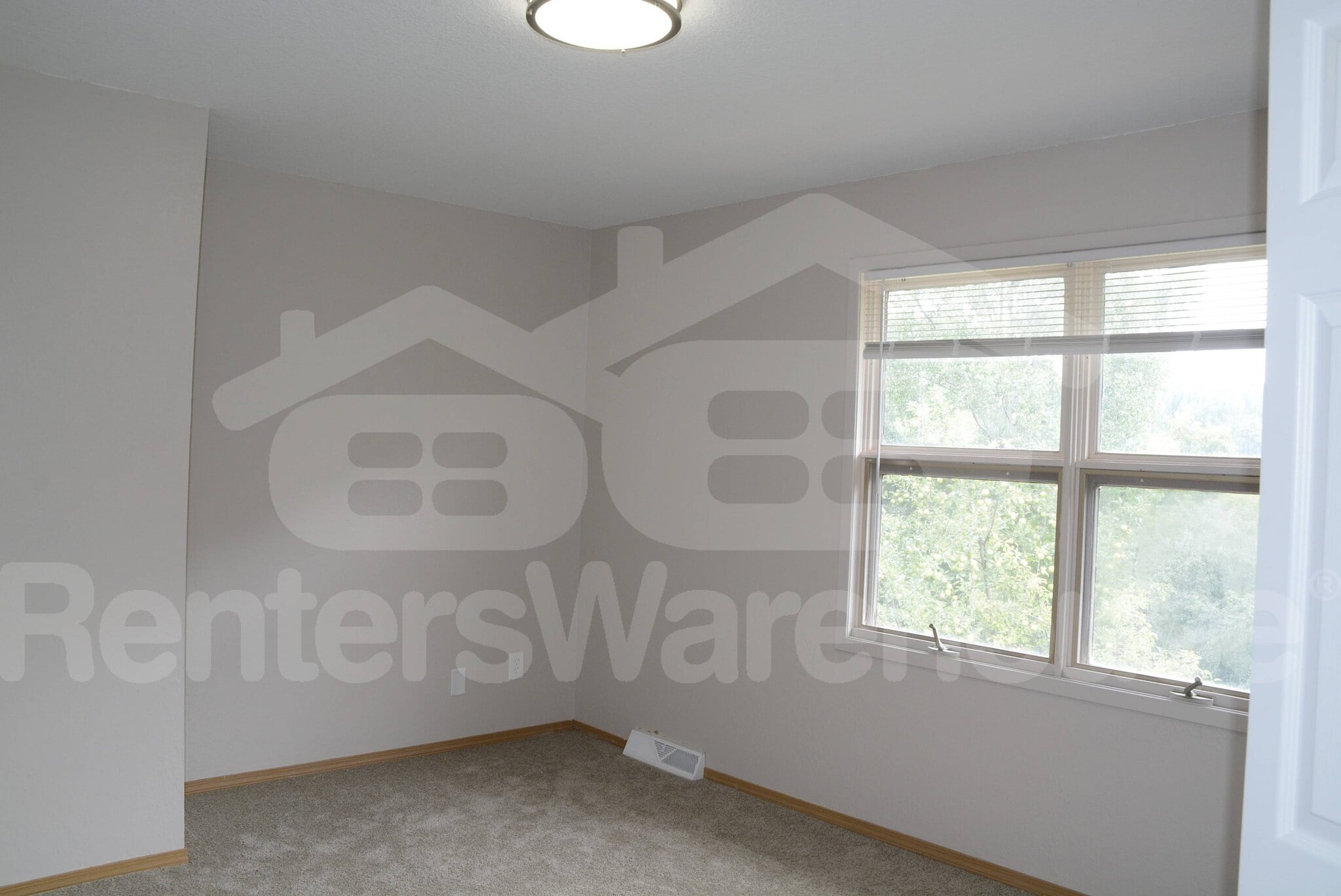 Building Photo - 15331 Trillium Cir