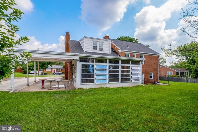 Building Photo - 7623 Arlen St