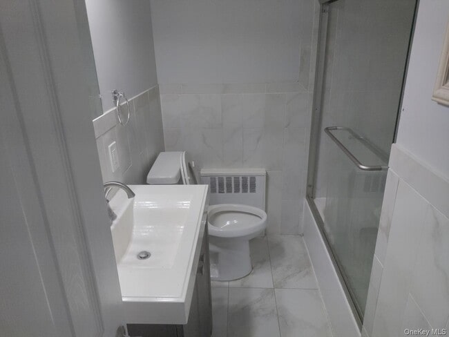 Building Photo - 15 Ketcham Pl