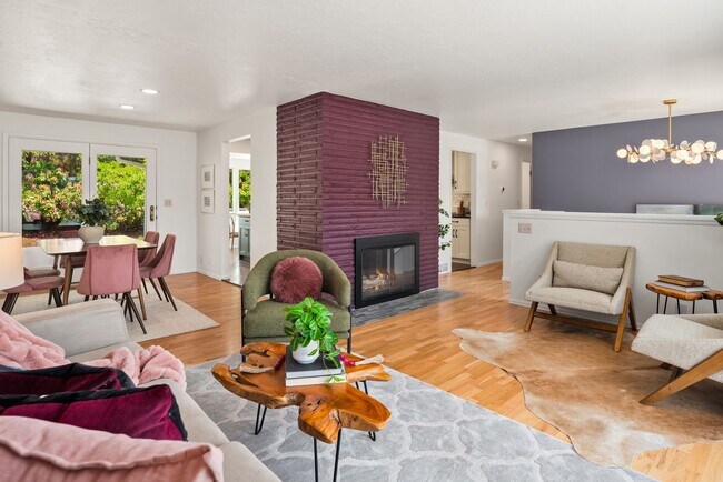 Building Photo - 18025 70th Pl W