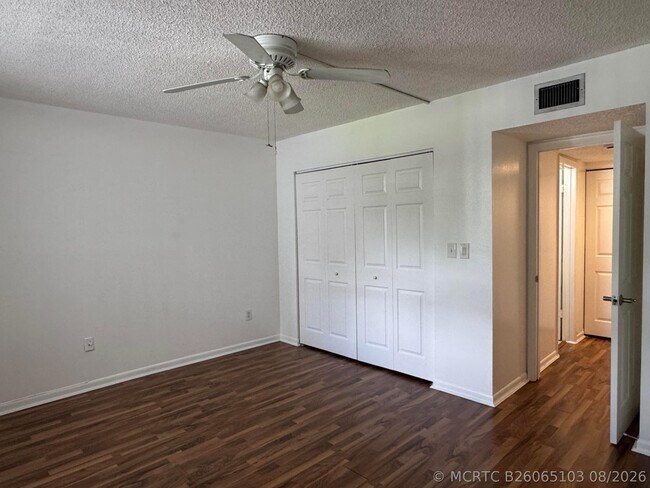 Building Photo - 16171 Blatt Blvd