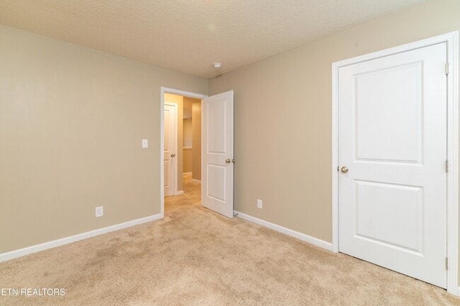 Building Photo - 173 Ashe Ave