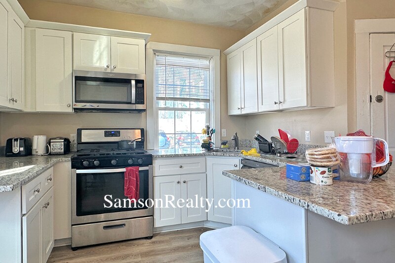 Building Photo - 66 John St