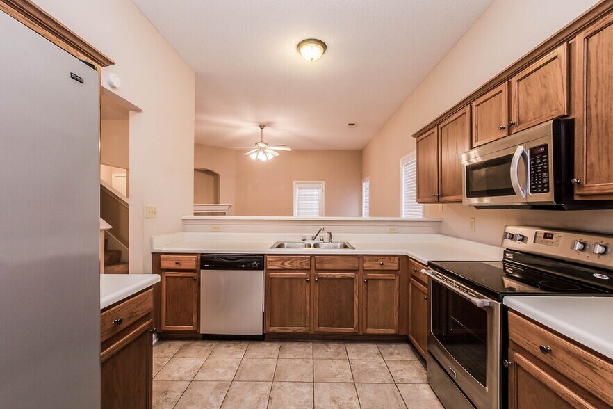 Building Photo - 1513 Pemberton Ln